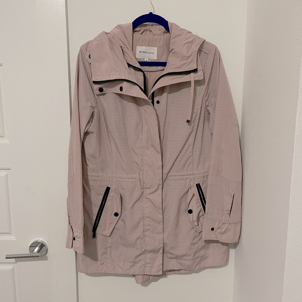 BCBG raincoat/utility jacket - size M - Blush pink